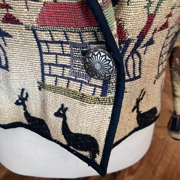 New Identity Women’s Tapestry Jacket. - Picture 2 of 11